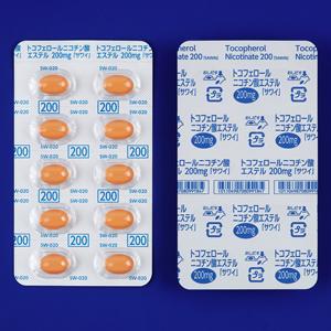 Tocopherol生育酚烟酸酯胶囊200mg「沢井」:100粒